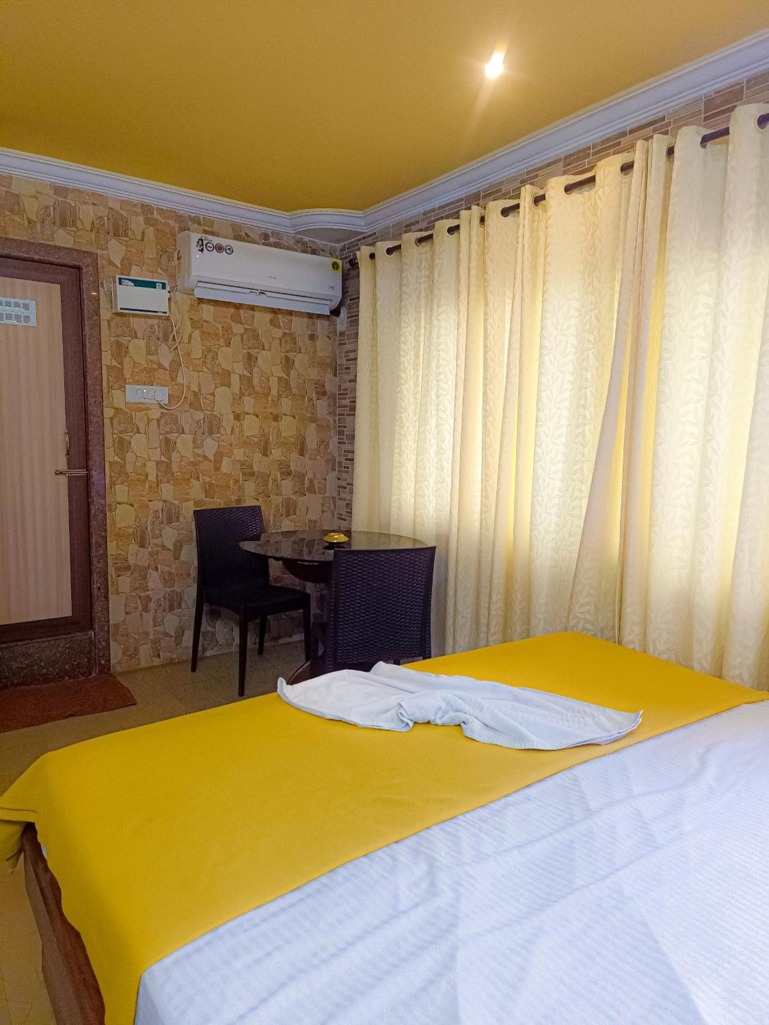 Shradha Luxury Room Calangute Dış mekan fotoğraf